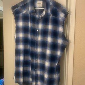 Youngla Sleeveless Flannel